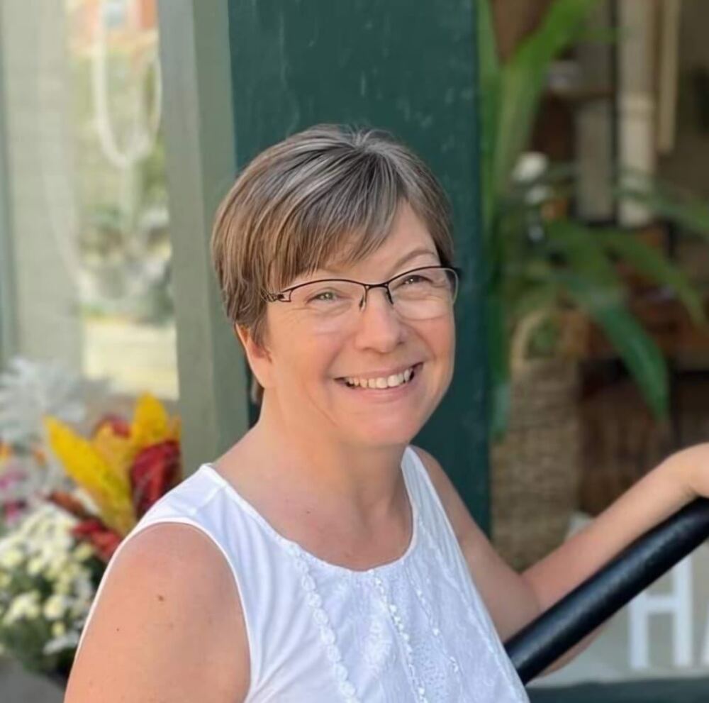 Meet your Posher, Denise